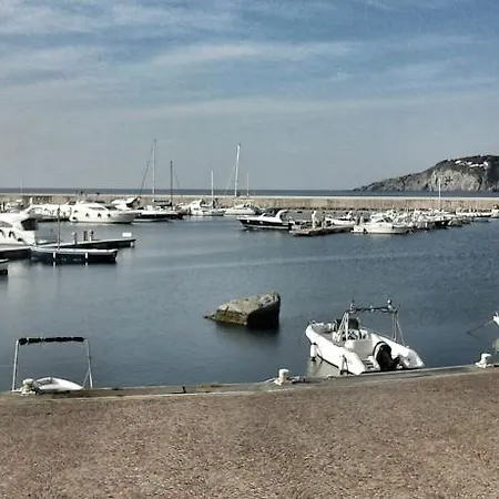 ゲストハウス Central Ischia